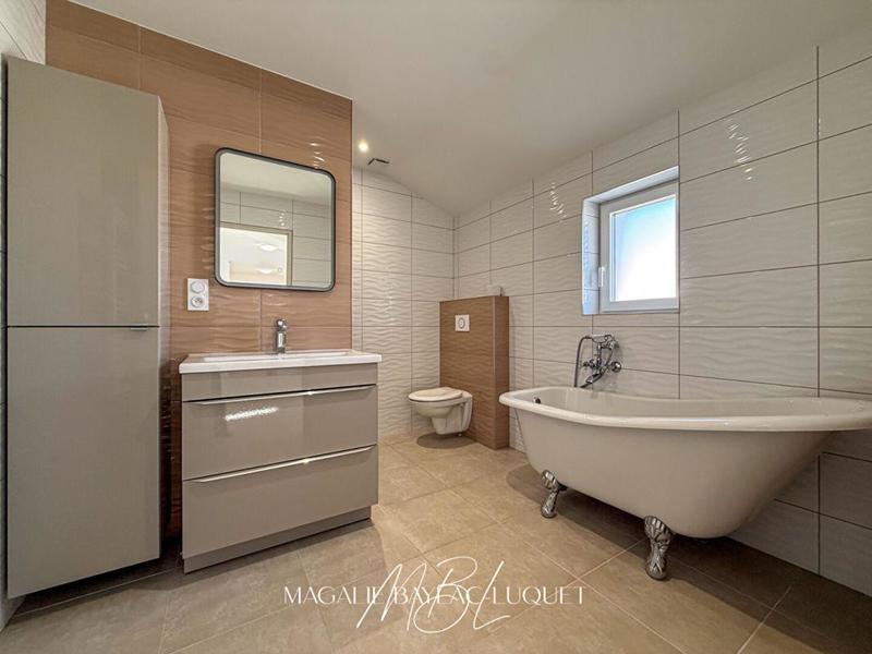 Maison - 127 m² - 4 pièces