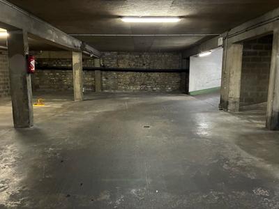 Parking / Garage - 12 m²