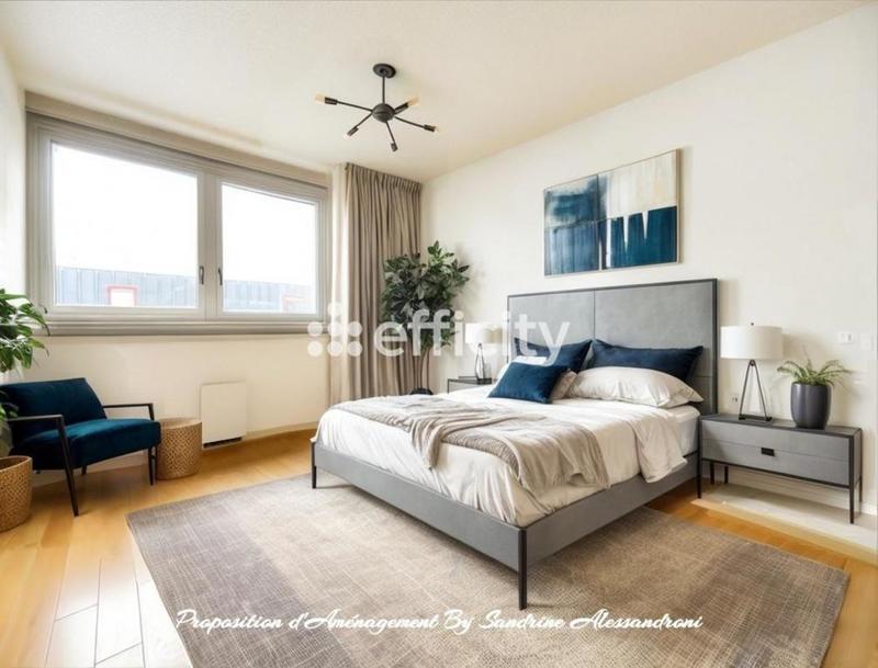 Appartement - 100 m² - 4 pièces