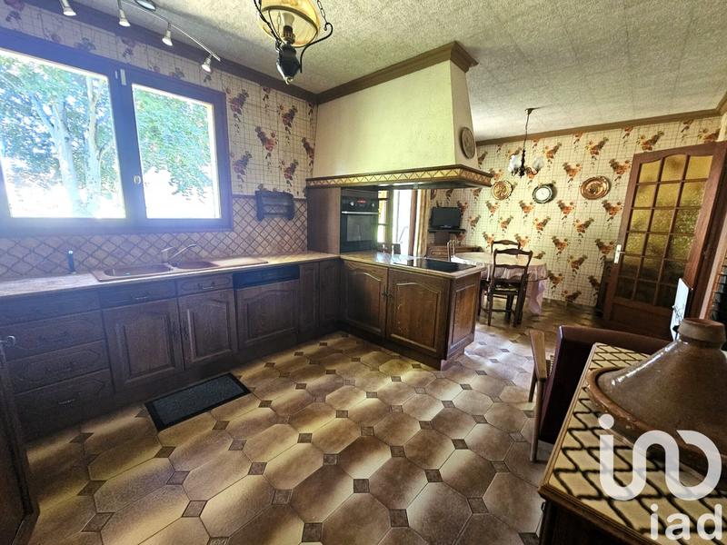 Maison - 225 m² - 8 pièces