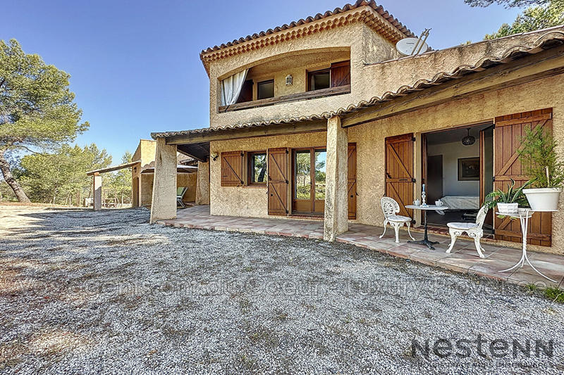 Villa - 158 m² - 6 pièces