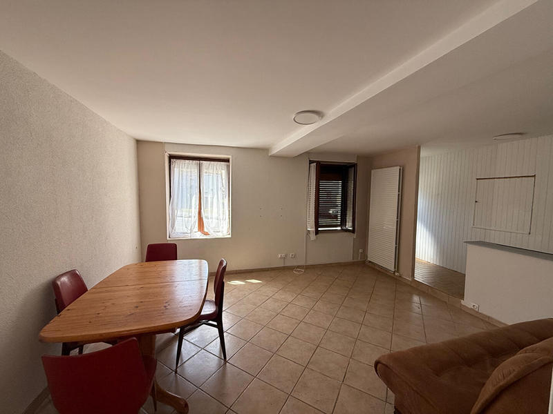 Maison - 105 m² - 4 pièces