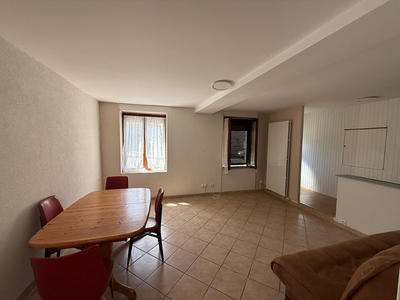 Maison - 105 m² - 4 pièces