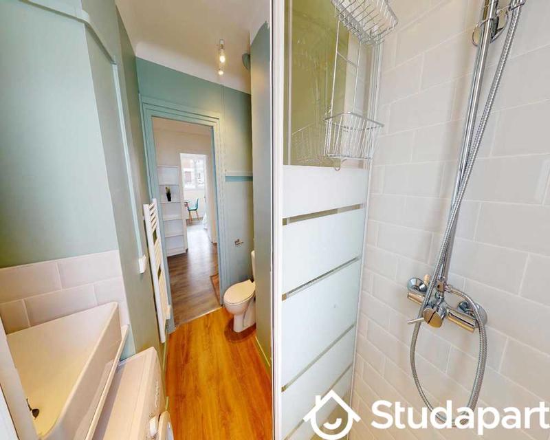 Chambre - 55 m² - 1 pièce