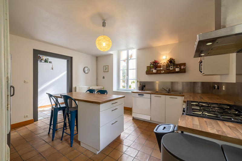 Maison - 165 m² - 6 pièces