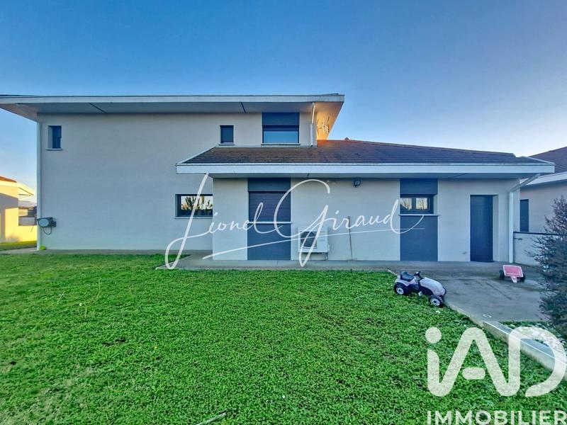 Maison - 153 m² - 5 pièces