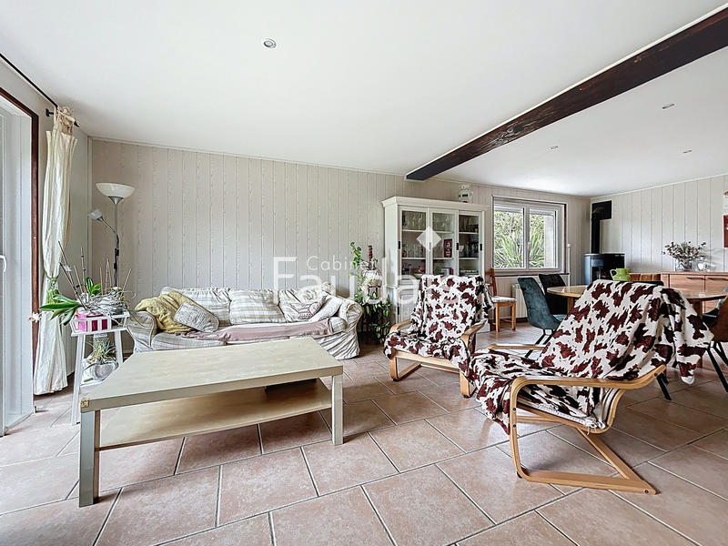 Maison - 138 m² - 7 pièces