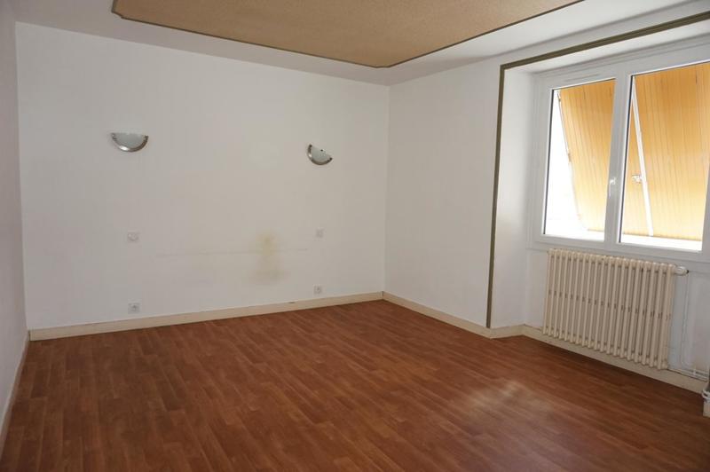 Maison - 102 m² - 6 pièces