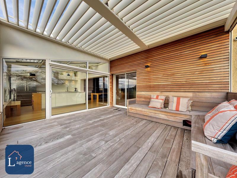 Appartement - 257 m² - 6 pièces