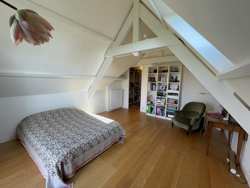 Maison - 183 m² - 7 pièces