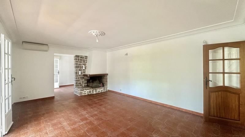 Villa - 264 m² - 7 pièces