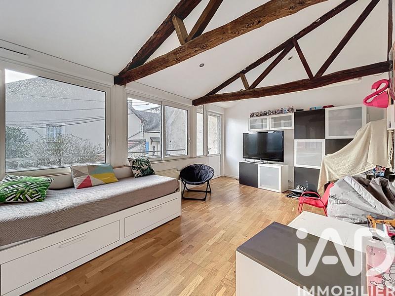 Maison - 276 m² - 10 pièces