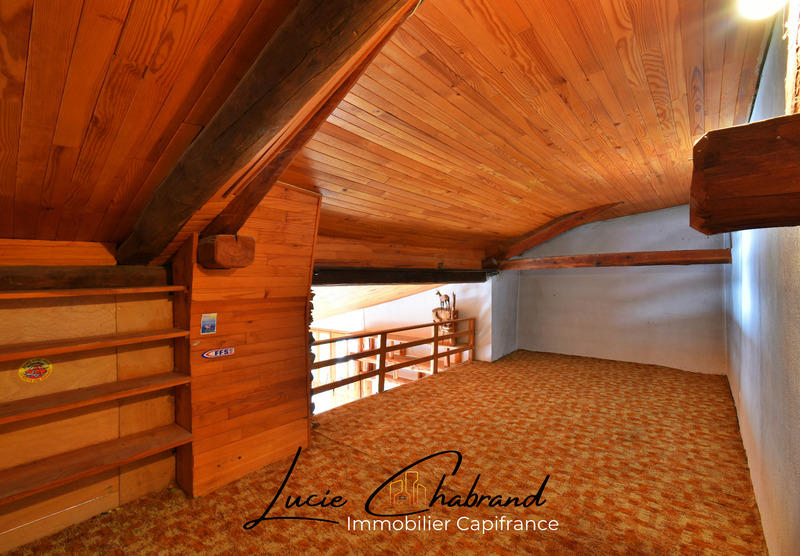 Maison - 194 m² - 10 pièces