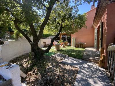 Villa - 155 m² - 6 pièces