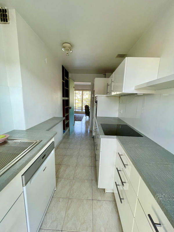 Appartement - 77 m² - 3 pièces