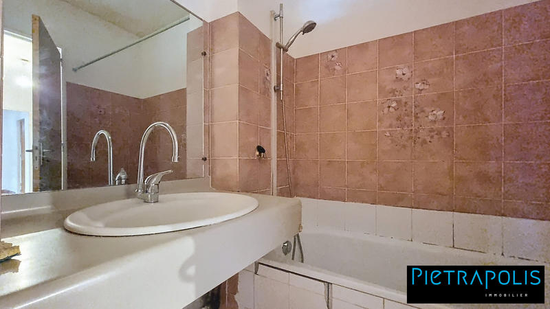 Appartement - 94 m² - 4 pièces