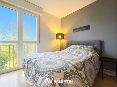 Appartement - 80 m² - 3 pièces