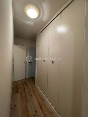 Appartement - 94 m² - 5 pièces