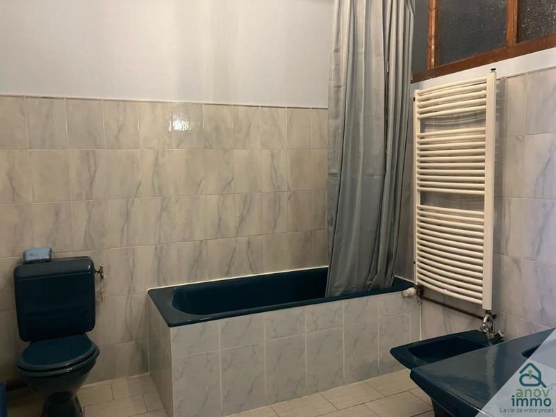 Propriété - 180 m² - 6 pièces