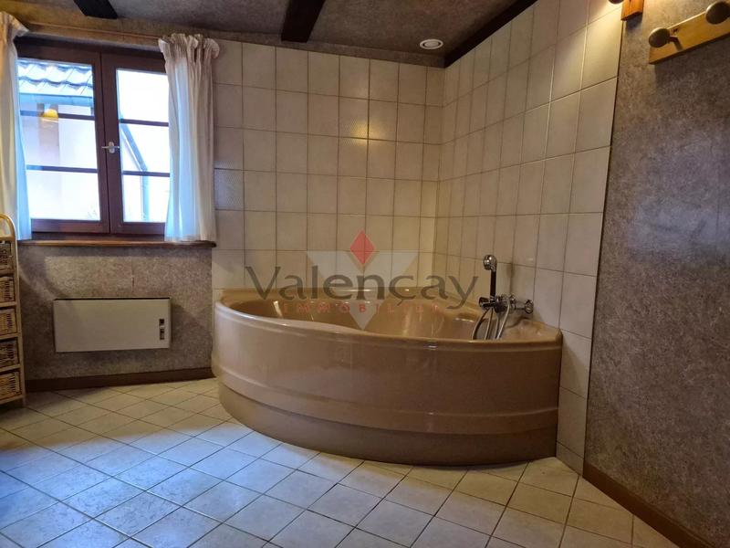 Maison - 190 m² - 7 pièces