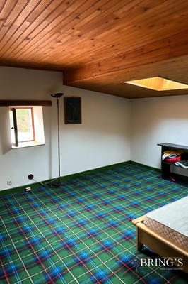 Maison - 187 m² - 7 pièces