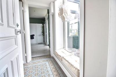 Maison - 292 m² - 8 pièces