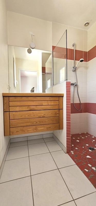 Maison contemporaine - 280 m² - 8 pièces