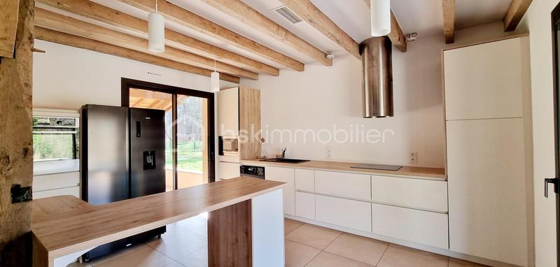 Maison - 162 m² - 5 pièces