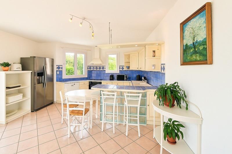 Maison - 182 m² - 7 pièces