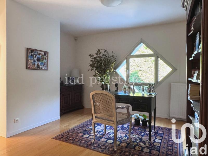 Maison de maîtres - 180 m² - 7 pièces