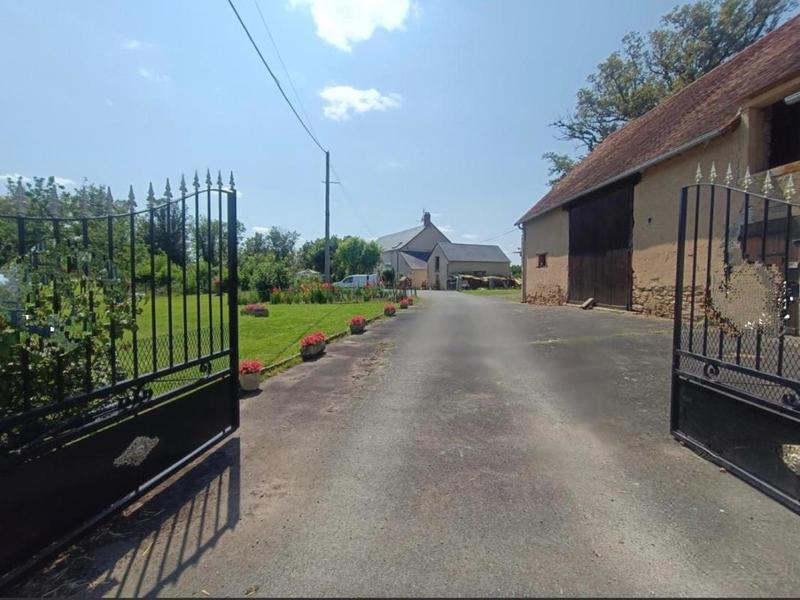 Maison - 234 m² - 6 pièces