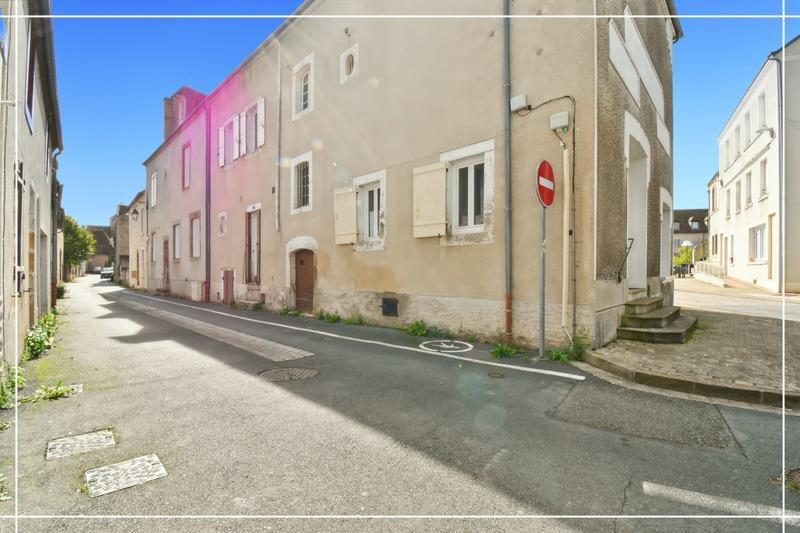 Immeuble - 152 m² - 6 pièces