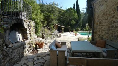 Propriété - 272 m² - 9 pièces