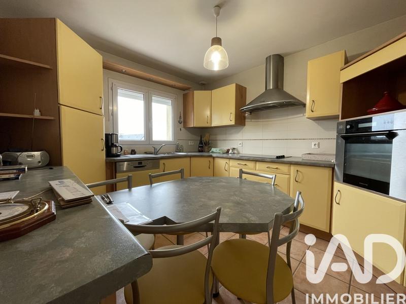 Maison - 91 m² - 5 pièces