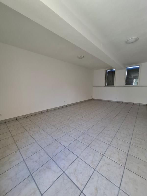 Maison - 93 m² - 5 pièces