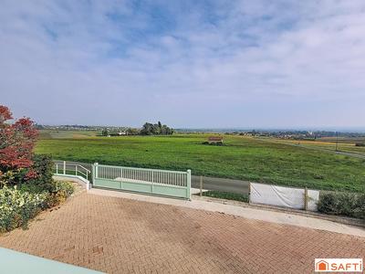 Villa - 250 m² - 9 pièces