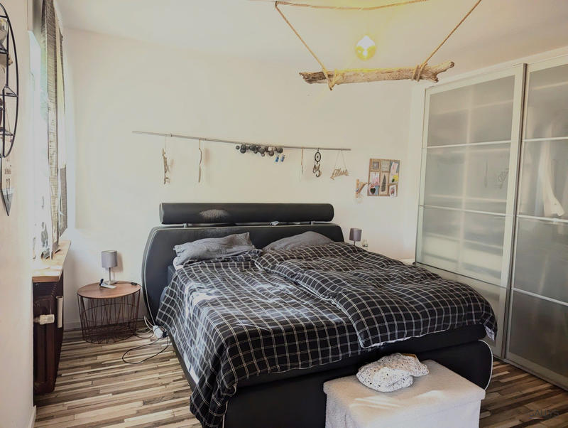 Maison - 170 m² - 9 pièces