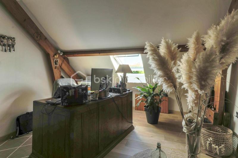 Pavillon - 196 m² - 8 pièces