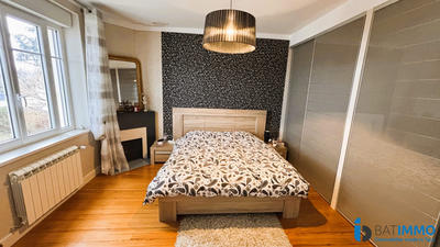 Maison - 174 m² - 8 pièces