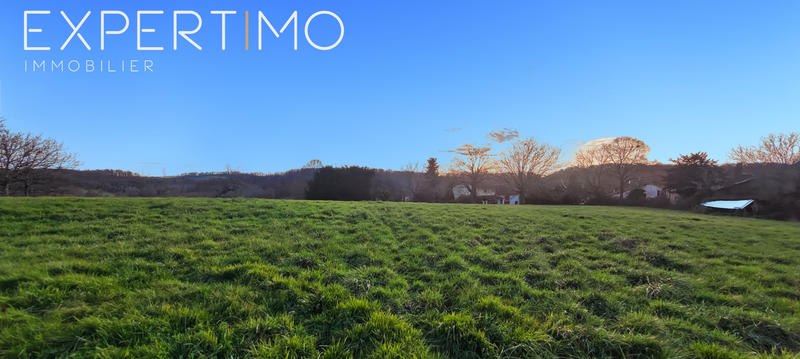 Maison - 99 m² - 5 pièces