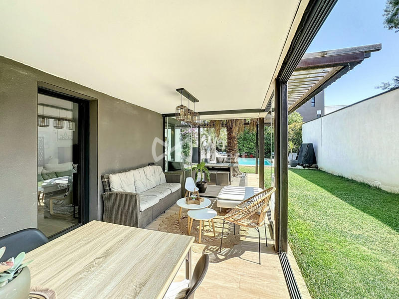 Villa - 100 m² - 4 pièces