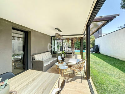 Villa - 100 m² - 4 pièces