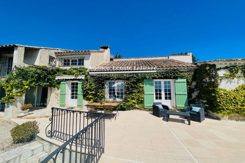 Villa - 156 m² - 7 pièces