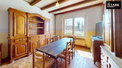 Maison - 140 m² - 10 pièces