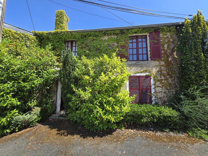 Maison ancienne - 256 m² - 11 pièces