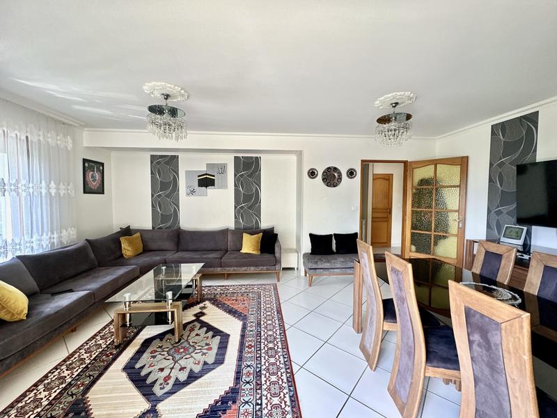 Maison contemporaine - 141 m² - 6 pièces