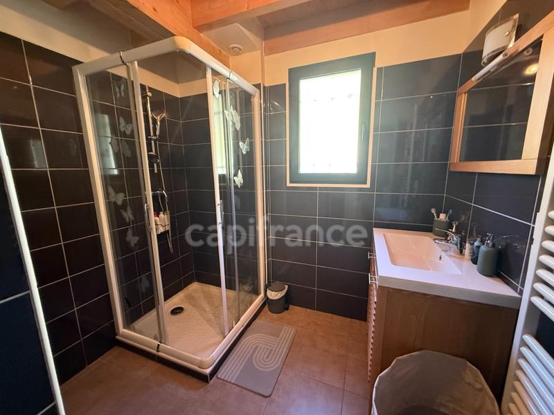 Maison - 92 m² - 3 pièces