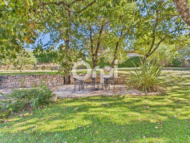 Villa - 200 m² - 6 pièces