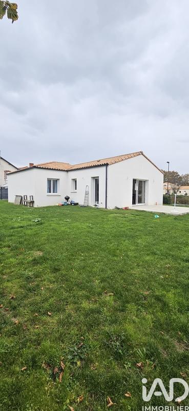 Maison - 100 m² - 1 pièce