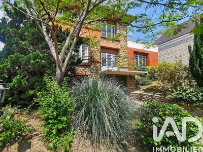 Maison - 140 m² - 7 pièces